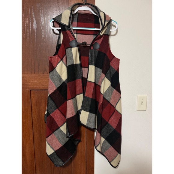 Quagga Jackets & Blazers - Quagga Womens Buffalo Plaid Hooded Poncho Vest Red Black Toggle One Size